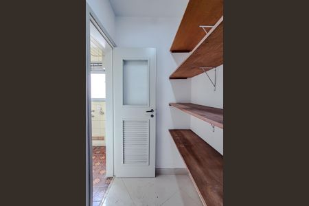 Apartamento à venda com 70m², 2 quartos e 1 vagaDespensa