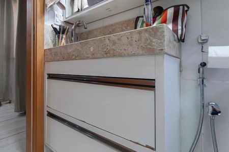 Apartamento para alugar com 111m², 3 quartos e 2 vagas Apartamento para alugar com 111m², 3 quartos e 2 vagasBanheiro da suíte