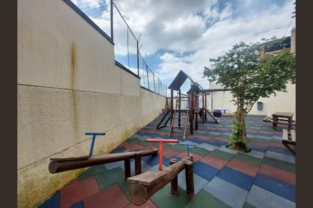 Apartamento para alugar com 60m², 2 quartos e 1 vaga Apartamento para alugar com 60m², 2 quartos e 1 vagaÁrea comum - Playground