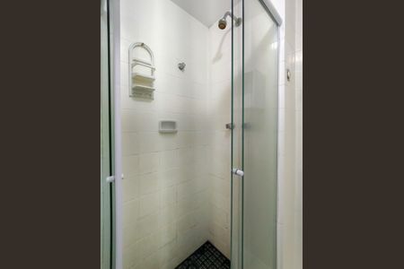 Apartamento à venda com 60m², 2 quartos e 1 vagaBanheiro Corredor