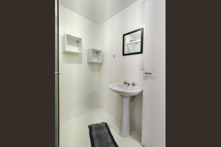 Apartamento à venda com 60m², 2 quartos e 1 vagaBanheiro Corredor