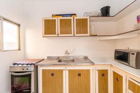 Cozinha  de apartamento para alugar com 3 quartos, 92m² em Centro Histórico, Porto Alegre