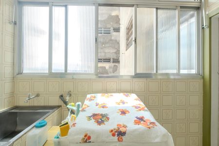 Apartamento à venda com 141m², 2 quartos e sem vagaÁrea de Serviço