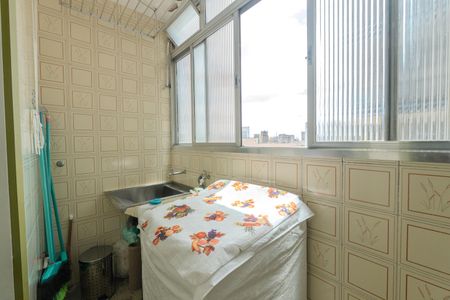 Apartamento à venda com 141m², 2 quartos e sem vagaÁrea de Serviço