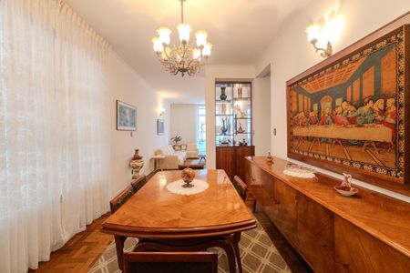 Apartamento à venda com 141m², 2 quartos e sem vagaSala de Jantar