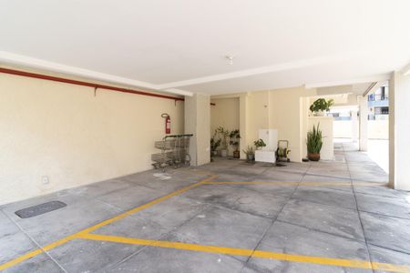 Apartamento para alugar com 69m², 2 quartos e 1 vaga Apartamento para alugar com 69m², 2 quartos e 1 vagaÁrea comum - Garagem