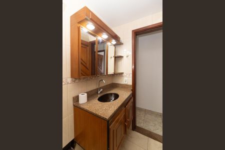 Apartamento para alugar com 69m², 2 quartos e 1 vaga Apartamento para alugar com 69m², 2 quartos e 1 vagaBanheiro