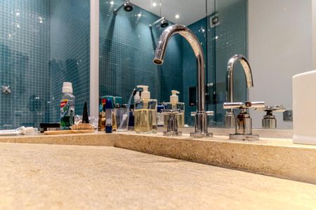 Apartamento à venda com 160m², 2 quartos e 1 vagaBanheiro da Suíte