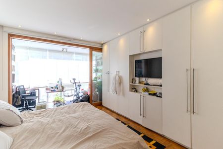 Apartamento à venda com 160m², 2 quartos e 1 vagaSuíte