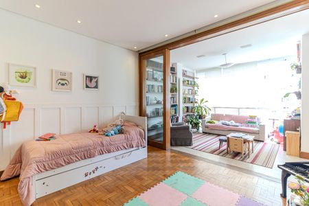 Apartamento à venda com 160m², 2 quartos e 1 vagaQuarto