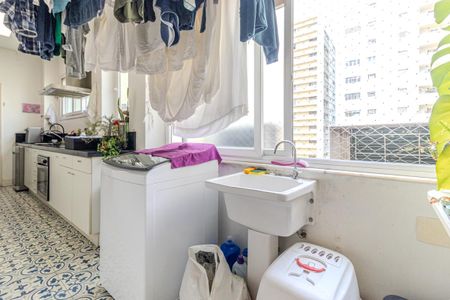 Apartamento à venda com 160m², 2 quartos e 1 vagaÁrea de Serviço