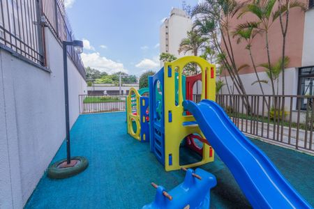 Apartamento para alugar com 55m², 2 quartos e 1 vaga Apartamento para alugar com 55m², 2 quartos e 1 vagaÁrea comum - Playground