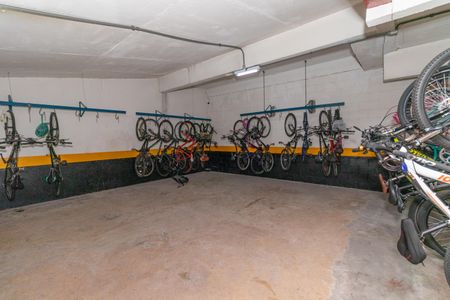 Apartamento para alugar com 55m², 2 quartos e 1 vaga Apartamento para alugar com 55m², 2 quartos e 1 vagaÁrea comum - Bicicletário