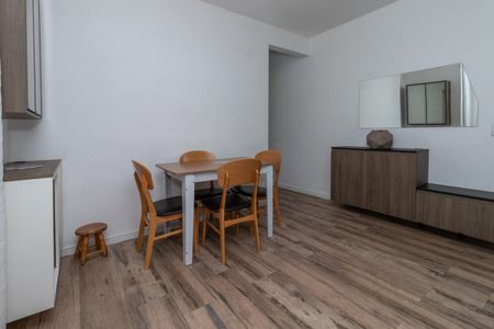 Apartamento para alugar com 55m², 2 quartos e 1 vaga Apartamento para alugar com 55m², 2 quartos e 1 vagaSala