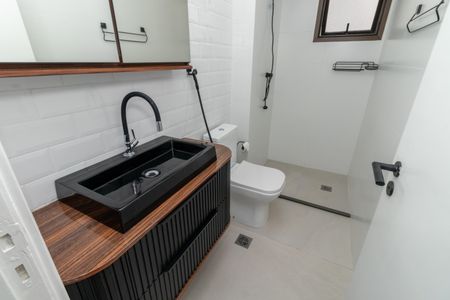 Apartamento para alugar com 55m², 2 quartos e 1 vaga Apartamento para alugar com 55m², 2 quartos e 1 vagaBanheiro