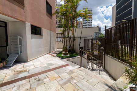 Apartamento para alugar com 55m², 2 quartos e 1 vaga Apartamento para alugar com 55m², 2 quartos e 1 vagaFachada e Portaria