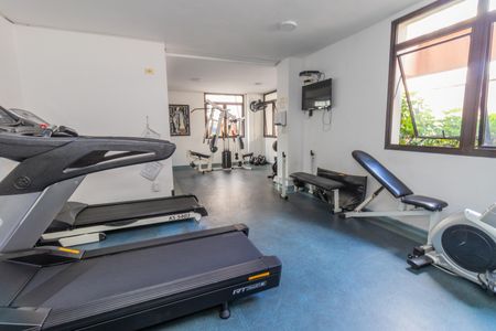 Apartamento para alugar com 55m², 2 quartos e 1 vaga Apartamento para alugar com 55m², 2 quartos e 1 vagaÁrea comum - Academia
