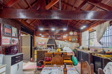 Casa para alugar com 350m², 3 quartos e 3 vagasSalão de Festas