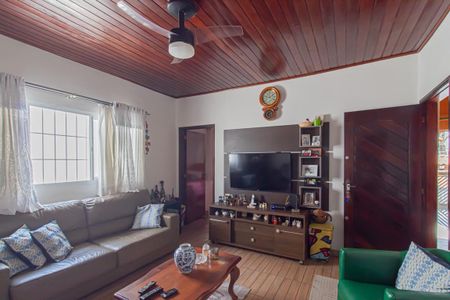 Casa para alugar com 350m², 3 quartos e 3 vagasSala