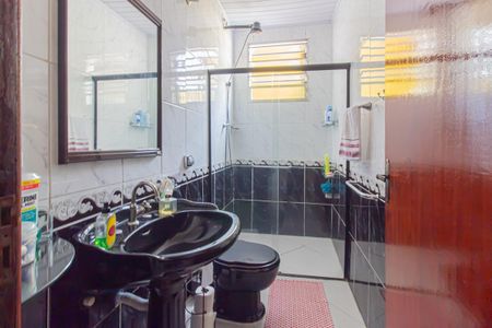 Casa para alugar com 350m², 3 quartos e 3 vagasBanheiro