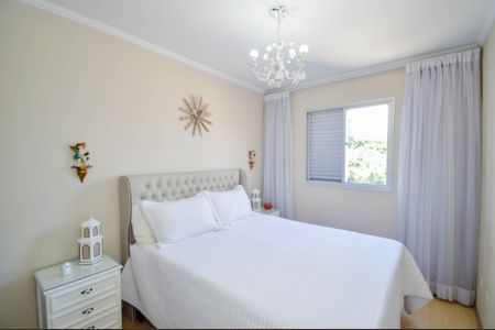 Apartamento à venda com 75m², 3 quartos e 1 vagaQuarto 2