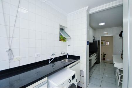 Apartamento à venda com 75m², 3 quartos e 1 vagaÁrea de Serviço