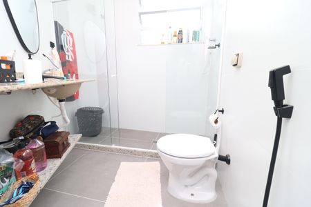 Apartamento à venda com 80m², 3 quartos e sem vagaBanheiro da Suíte