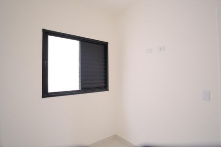 Quarto 1 de apartamento para alugar com 2 quartos, 40m² em Vila Carrão, São Paulo