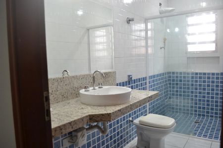 Casa à venda com 192m², 3 quartos e 1 vaga