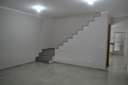 Sala de casa à venda com 3 quartos, 192m² em Vila Cleonice, São Paulo