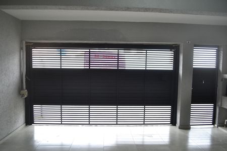 Casa à venda com 192m², 3 quartos e 1 vaga