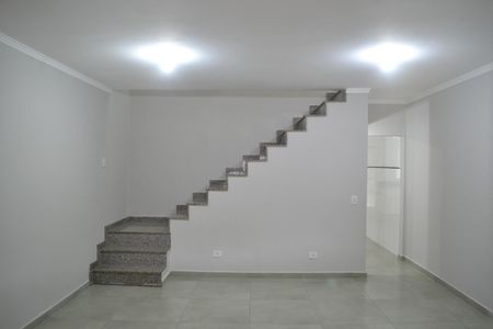 Sala de casa à venda com 3 quartos, 192m² em Vila Cleonice, São Paulo