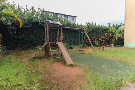 Apartamento para alugar com 48m², 2 quartos e 1 vaga Apartamento para alugar com 48m², 2 quartos e 1 vagaPlayground