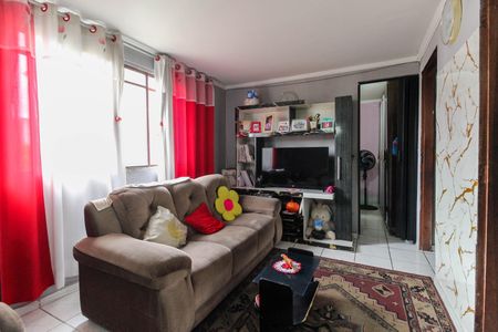 Sala de apartamento para alugar com 2 quartos, 48m² em Conjunto Habitacional Santa Etelvina Ii, São Paulo