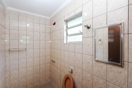 Casa para alugar com 65m², 1 quarto e 1 vaga Casa para alugar com 65m², 1 quarto e 1 vagaBanheiro