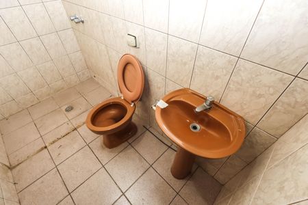 Casa para alugar com 65m², 1 quarto e 1 vaga Casa para alugar com 65m², 1 quarto e 1 vagaBanheiro