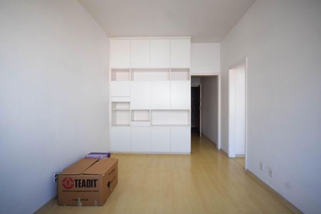 Sala de apartamento à venda com 2 quartos, 56m² em Tijuca, Rio de Janeiro