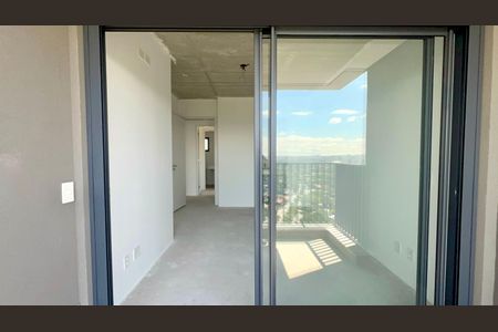 Apartamento à venda com 178m², 3 quartos e 2 vagas Apartamento à venda com 178m², 3 quartos e 2 vagasVaranda da suite 2