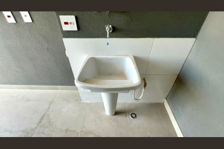 Apartamento à venda com 178m², 3 quartos e 2 vagas Apartamento à venda com 178m², 3 quartos e 2 vagasÁrea de Serviço