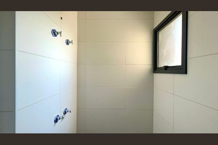 Apartamento à venda com 178m², 3 quartos e 2 vagas Apartamento à venda com 178m², 3 quartos e 2 vagasBanheiro da Suíte 2