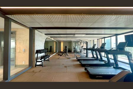 Apartamento à venda com 178m², 3 quartos e 2 vagas Apartamento à venda com 178m², 3 quartos e 2 vagasAcademia