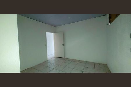 Casa para alugar com 2 quartos, 70m² em Residencial Pamela, Itaquaquecetuba