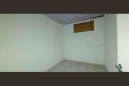 Casa para alugar com 70m², 2 quartos e sem vaga