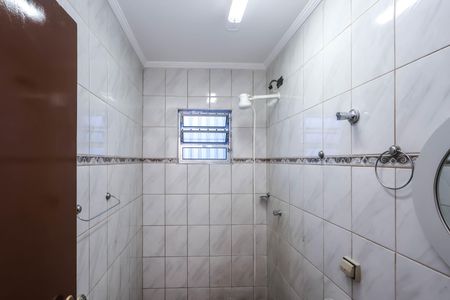 Casa para alugar com 50m², 1 quarto e 1 vaga Casa para alugar com 50m², 1 quarto e 1 vagaBanheiro