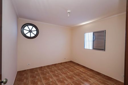 Quarto de casa para alugar com 1 quarto, 50m² em Vila Liviero, São Paulo
