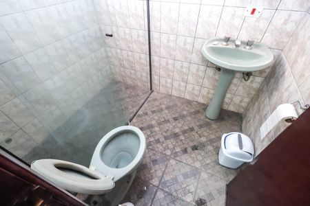 Casa para alugar com 50m², 2 quartos e sem vaga Casa para alugar com 50m², 2 quartos e sem vagaBanheiro