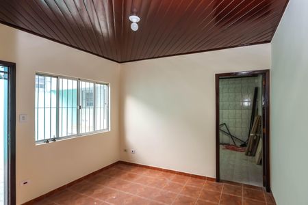 Casa para alugar com 50m², 2 quartos e sem vaga Casa para alugar com 50m², 2 quartos e sem vagaSala
