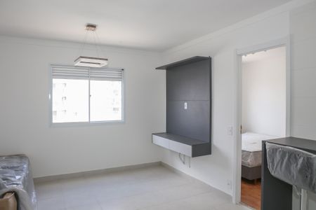 Sala e Cozinha de apartamento para alugar com 1 quarto, 29m² em Barra Funda, São Paulo