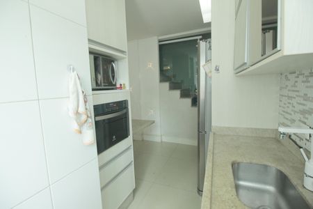 Apartamento à venda com 140m², 3 quartos e 2 vagasCozinha