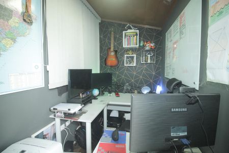 Apartamento à venda com 140m², 3 quartos e 2 vagasEscritório